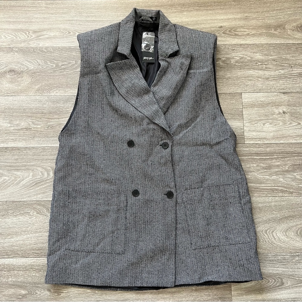 Black and White Chevron Blazer Vest